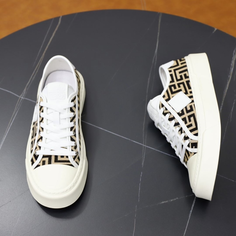 Givenchy Sneakers